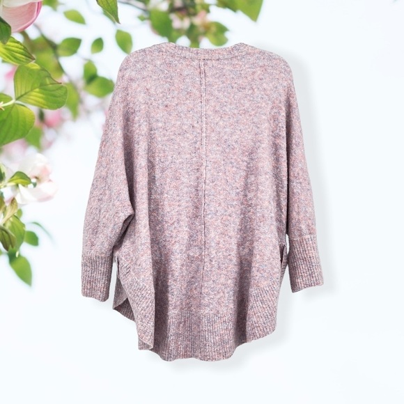 LOFT Oversized Sweater - Picture 2 of 4